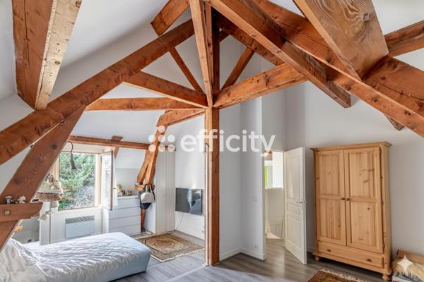 Maison 9 pièces - 230 m² Exclusivité efficity