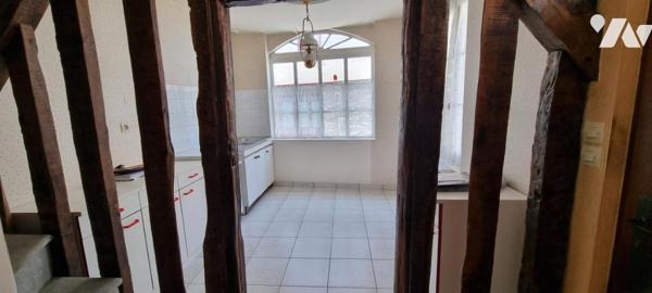 LA GUERCHE DE BGNE - Plein-centre - Maison avec garage