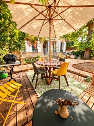 Splendide appartement bourgeois avec jardin privatif
