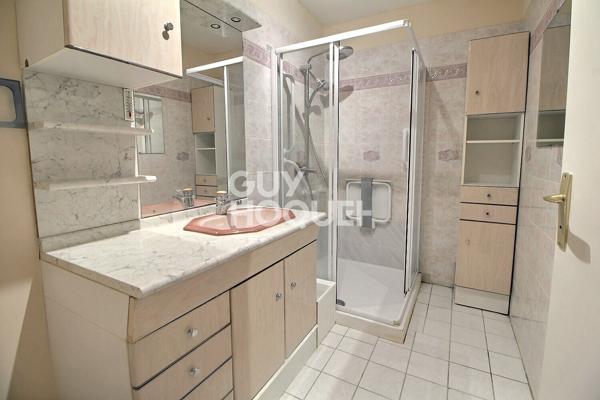Appartement Chaville 3 pièces   en rez de jardin  de 88.84 m2