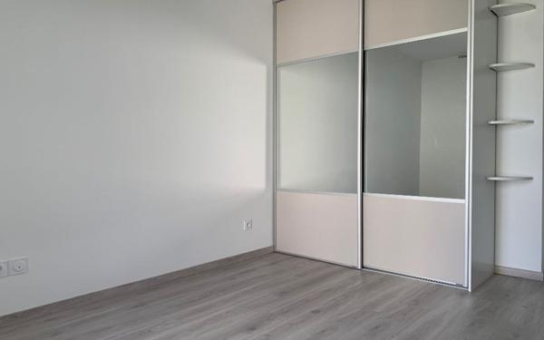 Appartement à louer    3 pièces •  Saint-Jean