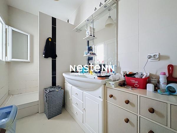 Appartement - 4 pièces - 69 m² - QUIMPER - Proche des commerces