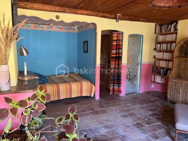 Maison ancienne de 383 m²