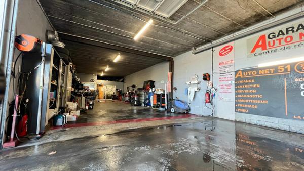 Immeuble à vendre    5 pièces • 127,30 m2 Bétheny