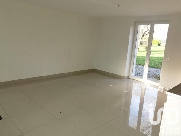 Maison 6 pièces de 123 m² à Saint-Maur (36250)