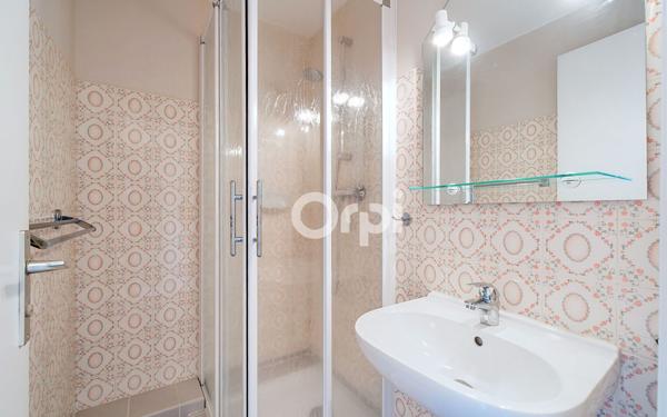 Appartement à vendre    3 pièces • 71,80 m2 Antibes