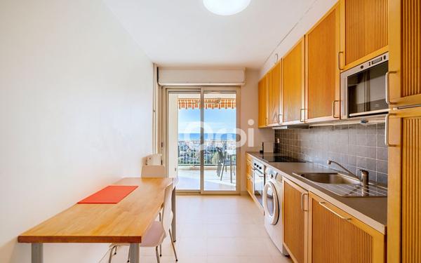 Appartement à vendre    3 pièces • 71,80 m2 Antibes