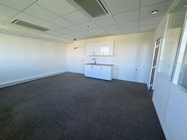 A LOUER BUREAUX 390 M2 MARGNY LES COMPIEGNE