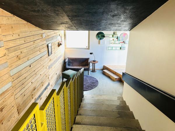 Maison d'architecte à vendre à Bordeaux Caudéran - Bureaux avec volumes modulables