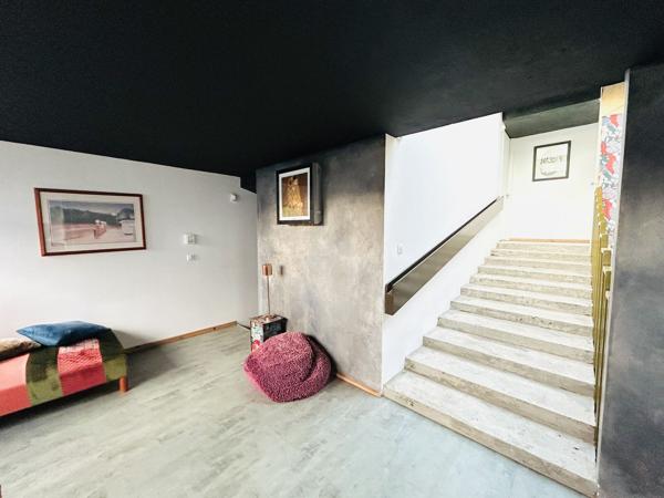 Maison d'architecte à vendre à Bordeaux Caudéran - Bureaux avec volumes modulables