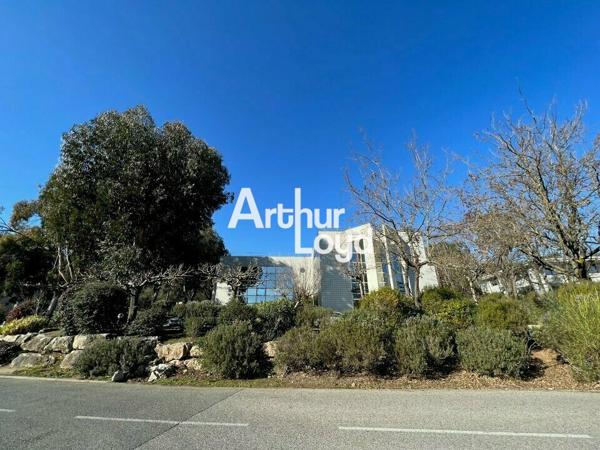 Bureaux 332 m² en R+1 - Top emplacement - Sophia Antipolis
