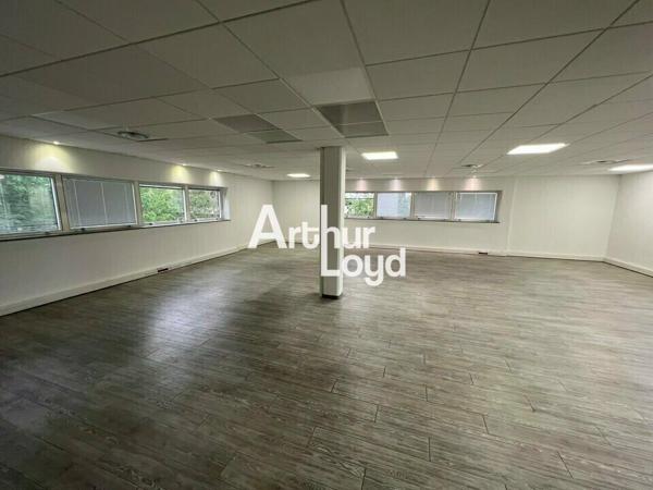 Bureaux 332 m² en R+1 - Top emplacement - Sophia Antipolis