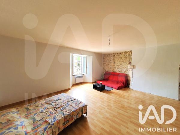 Maison à vendre 7 pièces 286 m² Chasseneuil-sur-Bonnieure
