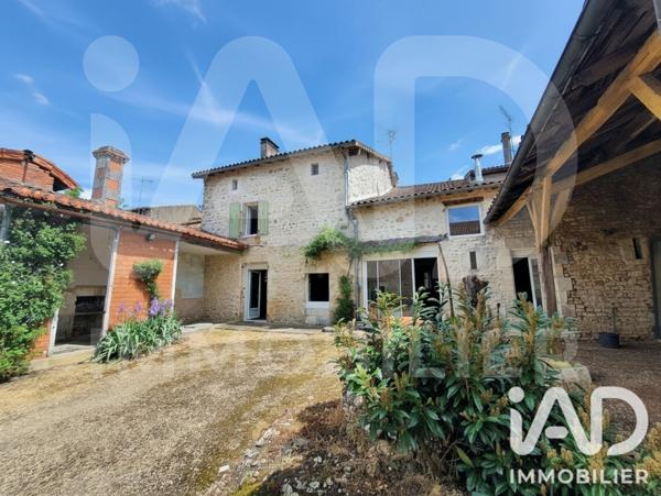 Maison à vendre 7 pièces 286 m² Chasseneuil-sur-Bonnieure