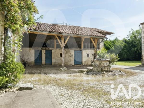 Maison à vendre 7 pièces 286 m² Chasseneuil-sur-Bonnieure
