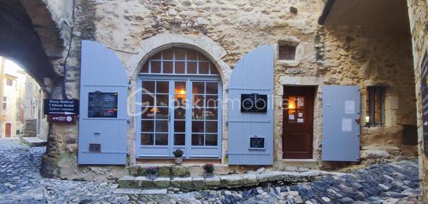 Local d activites de 45 m²