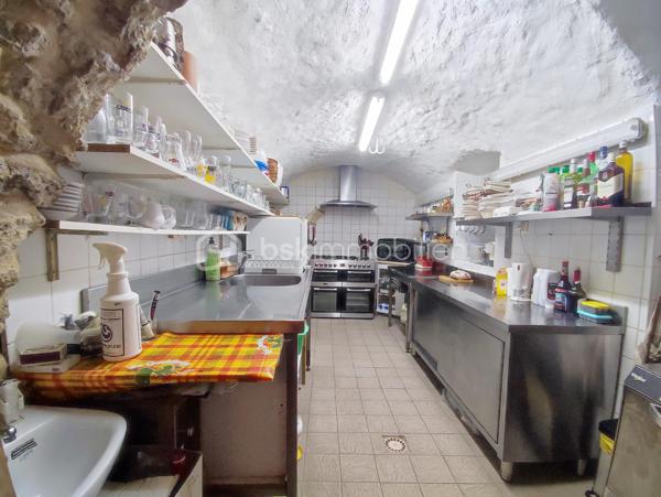 Local d activites de 45 m²