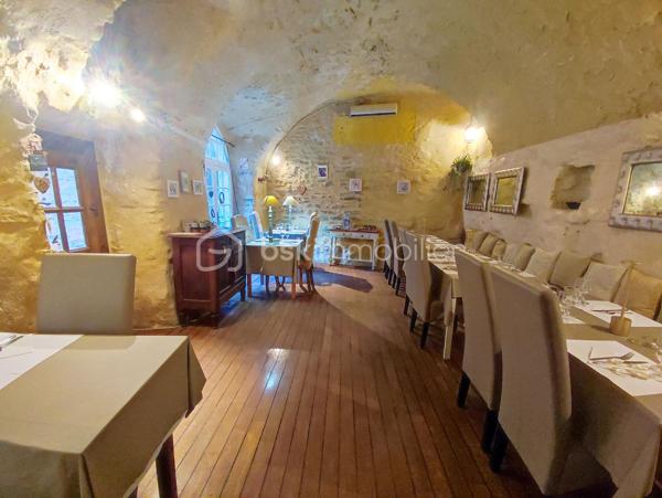 Local d activites de 45 m²