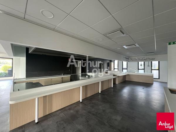 SAINT GREGOIRE - BUREAUX A LOUER - 2 085 M² DIVISIBLES