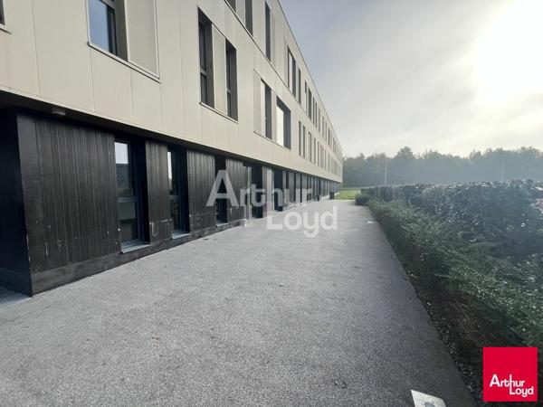 SAINT GREGOIRE - BUREAUX A LOUER - 2 085 M² DIVISIBLES