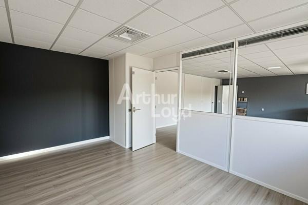 À LOUER – BUREAU DE 51m2 À TECHNOLAC