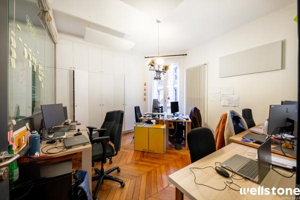 Bureaux à louer à PARIS 75010