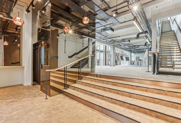 Bureaux à louer à PARIS 75011