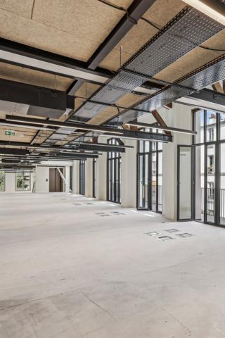 Bureaux à louer à PARIS 75011
