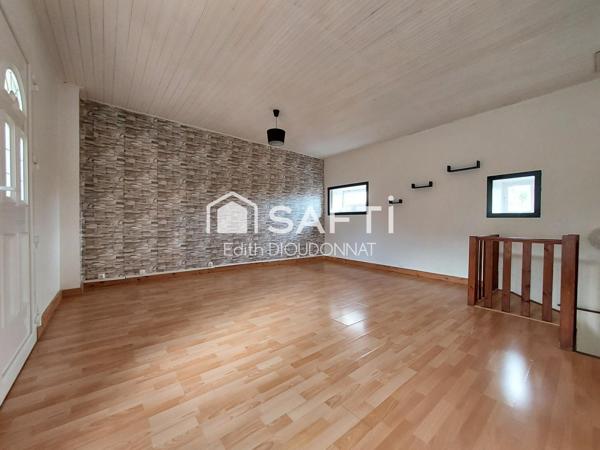 Maison de bourg sur 2 niveaux