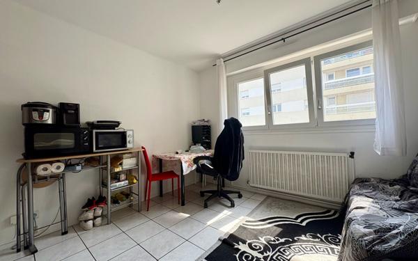 Appartement à vendre    1 pièce • 18 m2 Nancy