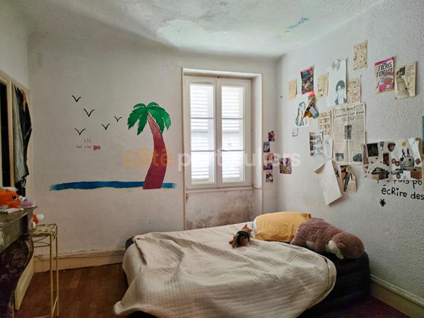 Vente
                Appartement86 m² - 4 Pièces -
                    DOLE (39100)