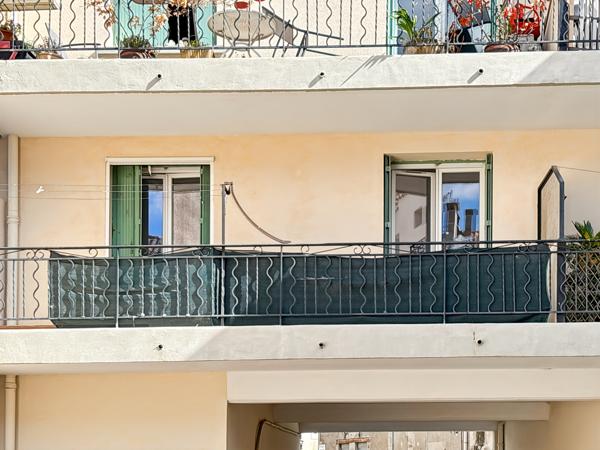 Châteaurenard (13160) T3 de 62 m2 avec balcon, cave et une place de parking