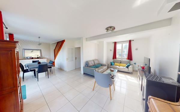 Maison à vendre    6 pièces • 120 m2 Bailly-Romainvilliers