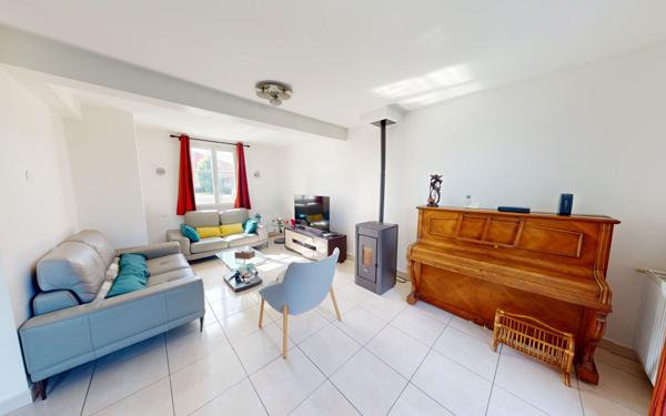 Maison à vendre    6 pièces • 120 m2 Bailly-Romainvilliers