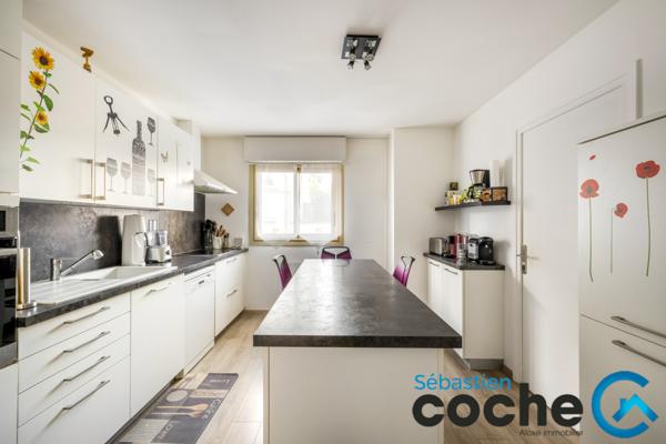 Lyon (69003) Rez de Jardin 111 m² - Jardin 60m² Coeur de Montchat