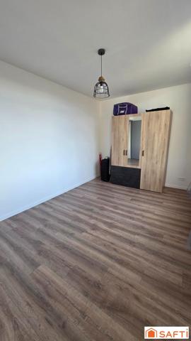 Belle maison T4 rénovée, en centre ville avec cour et garage