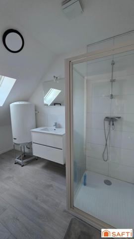 Belle maison T4 rénovée, en centre ville avec cour et garage