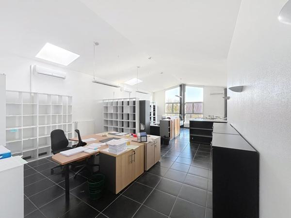 Vente Bureau 13 pièces 703 m2 à Soissons