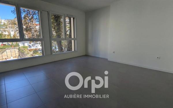 Appartement à louer    1 pièce •  Clermont-Ferrand