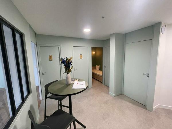 BUREAU 15M² - A LOUER - ACCES PMR - au cœur de La Roche-sur-Yon