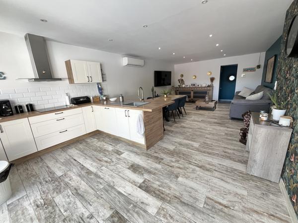 Gignac-la-Nerthe (13180) Maison T4 95m2 sur 556 m2 de terrain piscine et place de parking