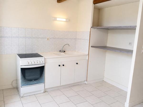 Immeuble à vendre 214 000 € Angoulême 115 m² DPE D