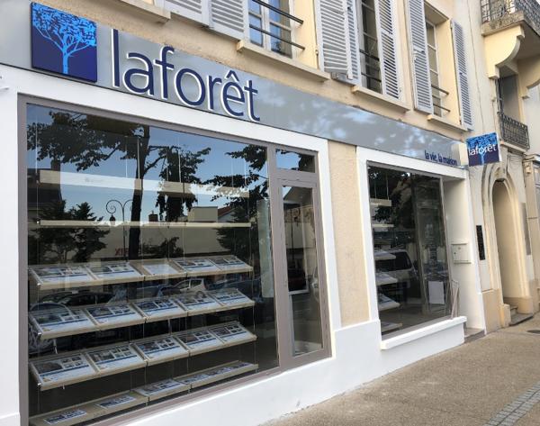 Location maison Les Essarts-le-Roi - 3 pièce(s) - 83 m² - 1 370 € / mois