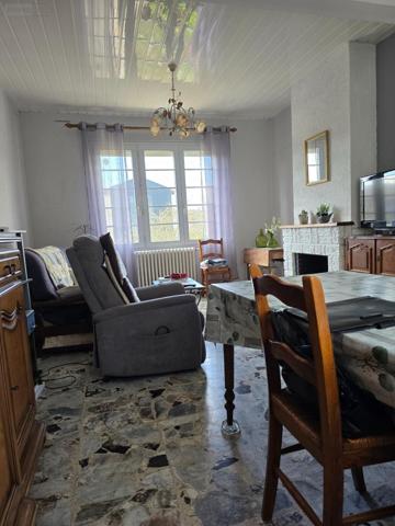 Maison de ville à vendre à Malaunay en Seine-Maritime (76770), ref : 76770