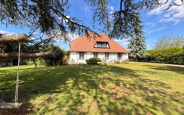 Maison à vendre    6 pièces •  Étampes