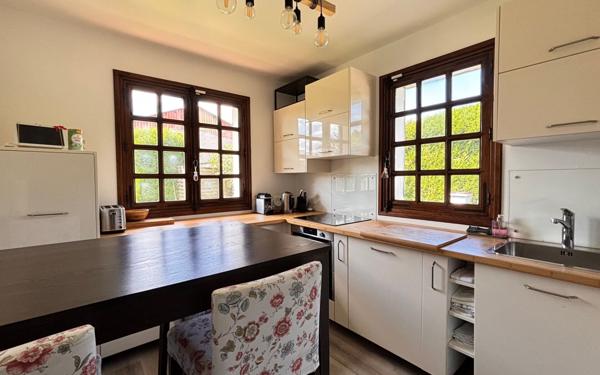 Maison à vendre    6 pièces •  Étampes