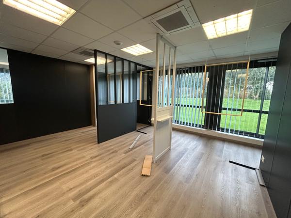 BUREAU-LOCAUX A LOUER 112M2 GUÉRANDE