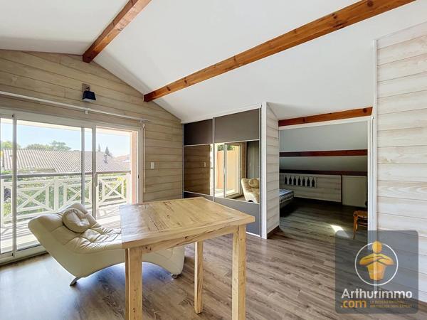 Vente                                                      Maison
                        
                     5 pièces                      168 m2                     à Aureilhan