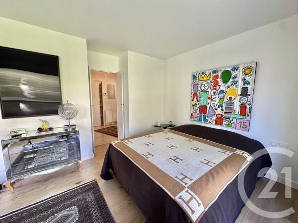 Appartement F3 à vendre  3 pièces - 60,01 m 2   DEAUVILLE  - 14