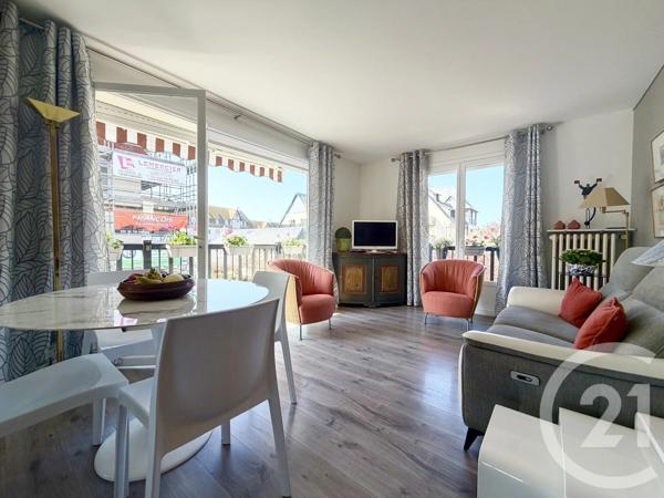 Appartement F3 à vendre  3 pièces - 60,01 m 2   DEAUVILLE  - 14